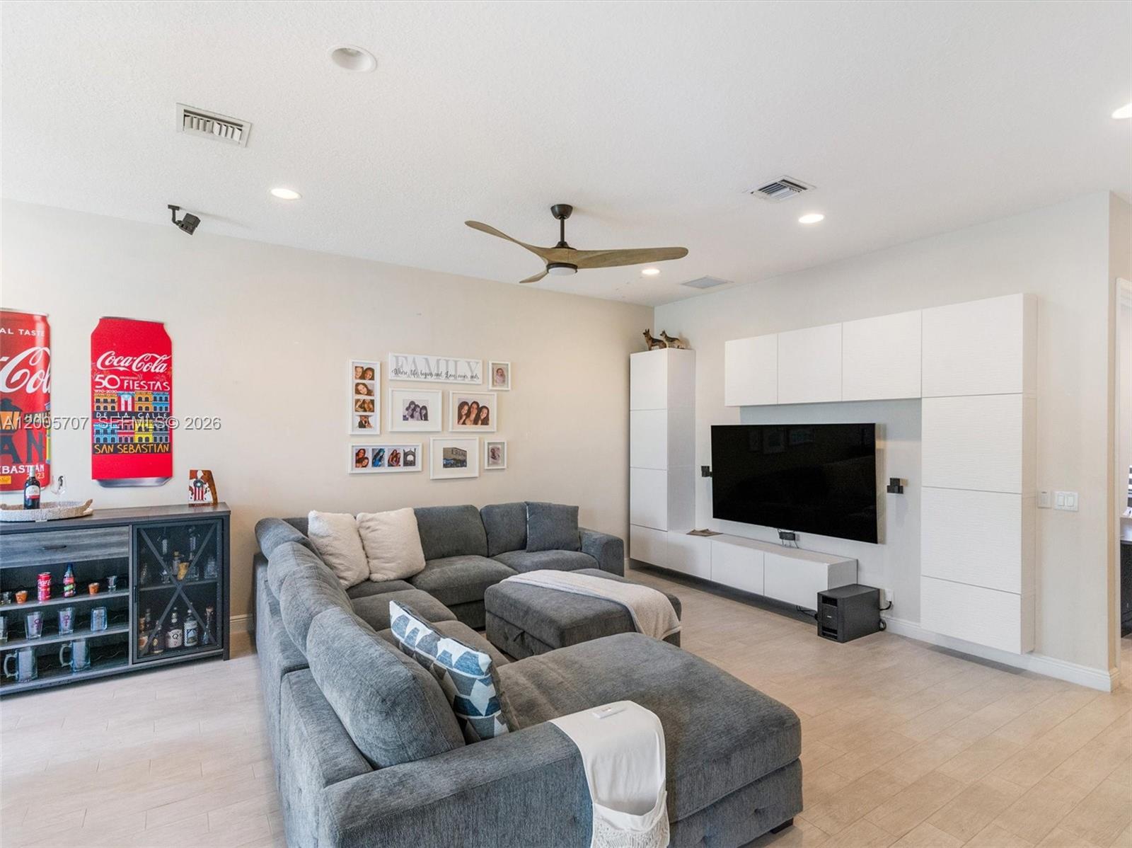 PEMBROKE FALLS-PHASE 1 - Residential