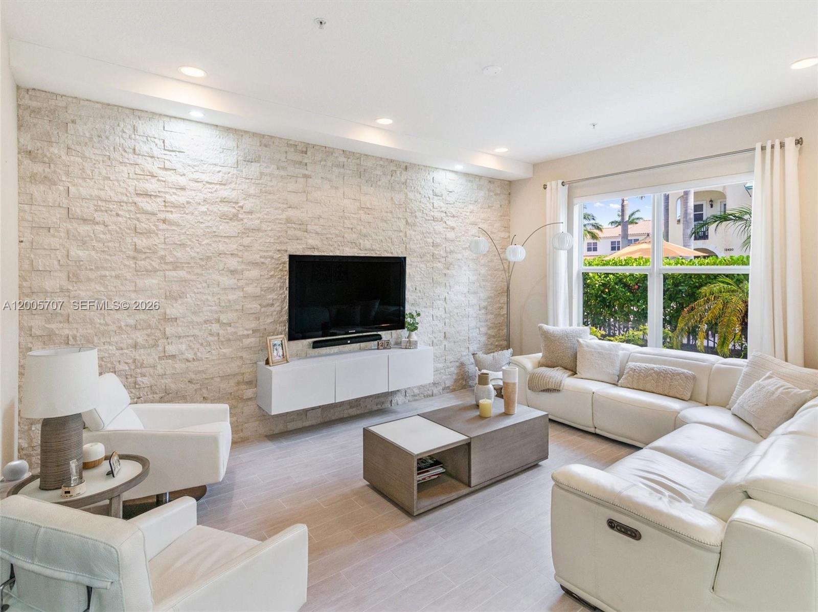 PEMBROKE FALLS-PHASE 1 - Residential