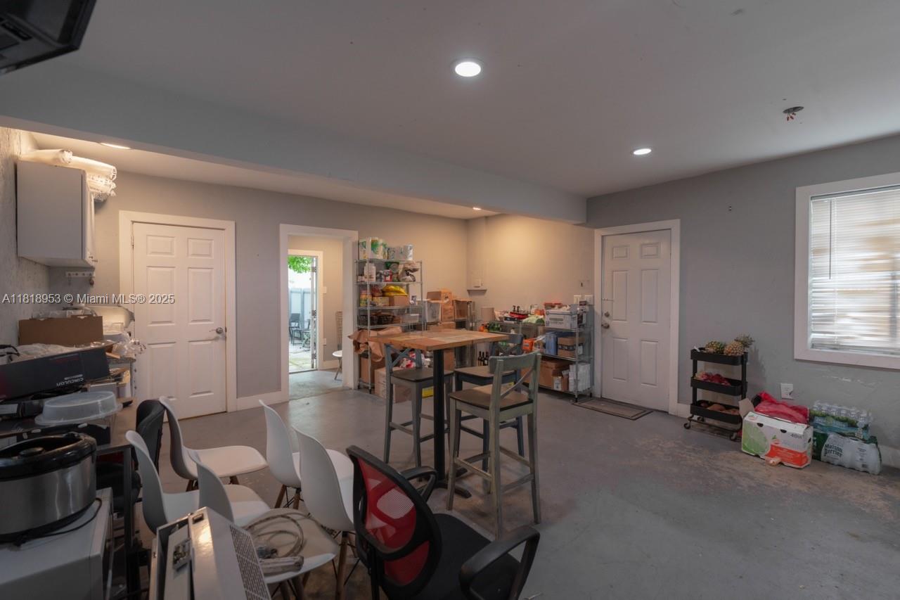 View photos, virtual tours, details... 1650 SW 8th St