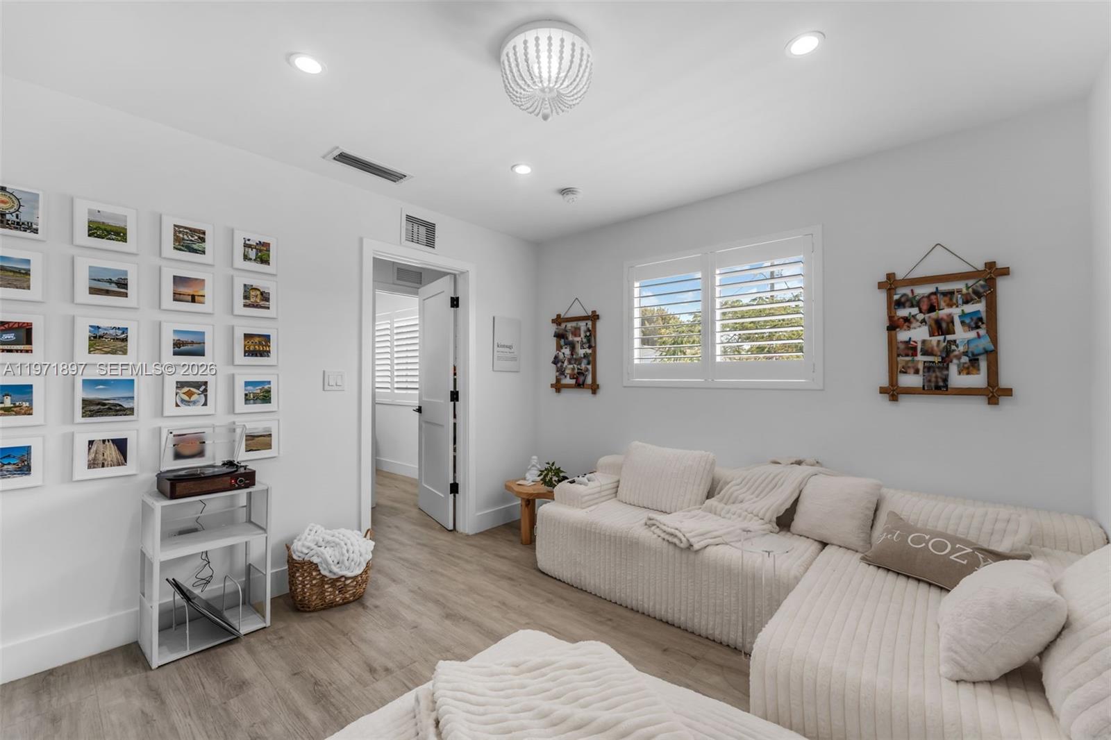 LAKE PARK SEC 2 - Residential