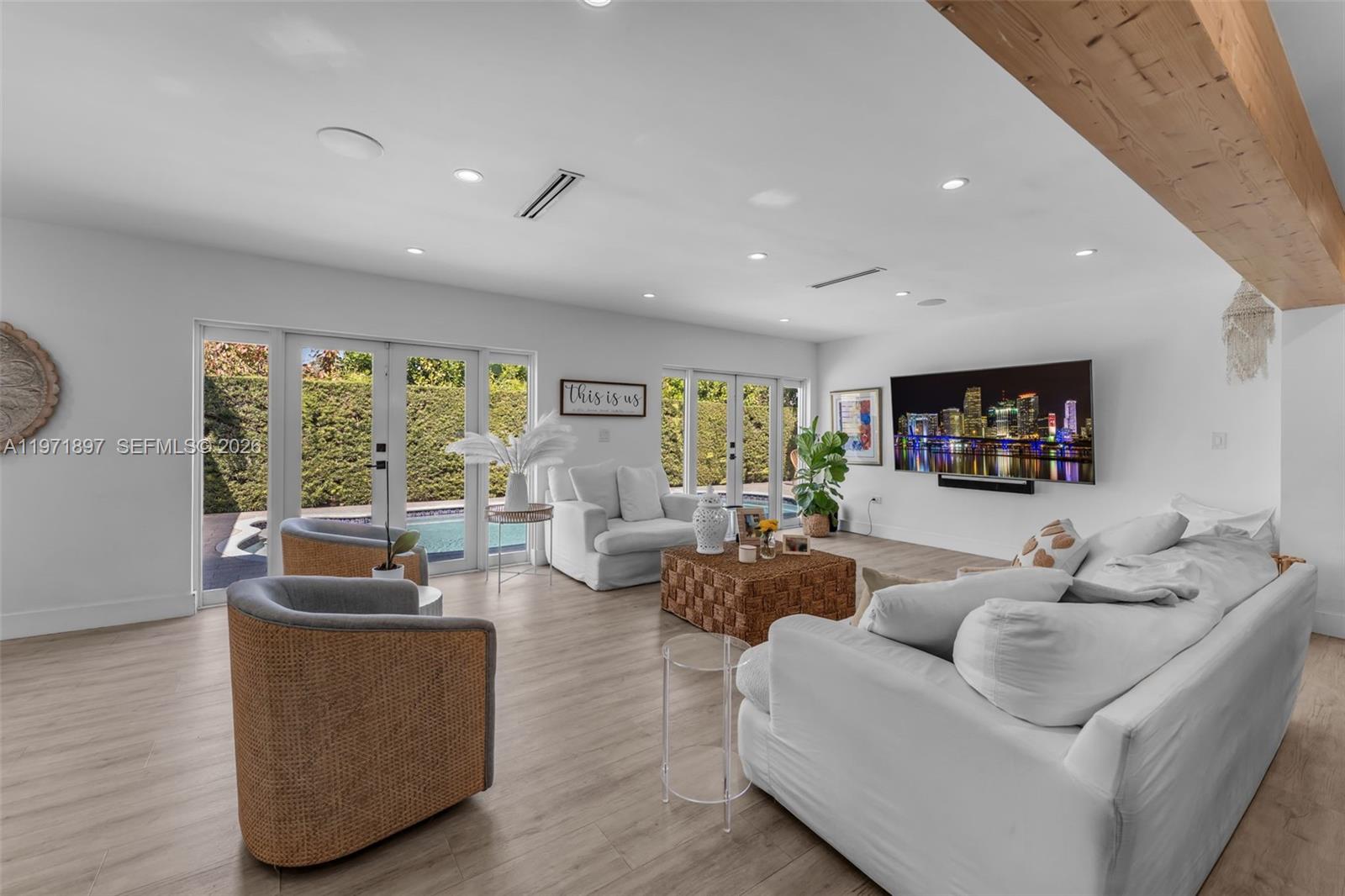 LAKE PARK SEC 2 - Residential