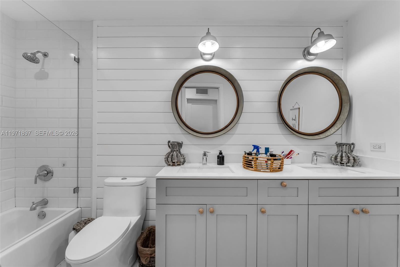 LAKE PARK SEC 2 - Residential