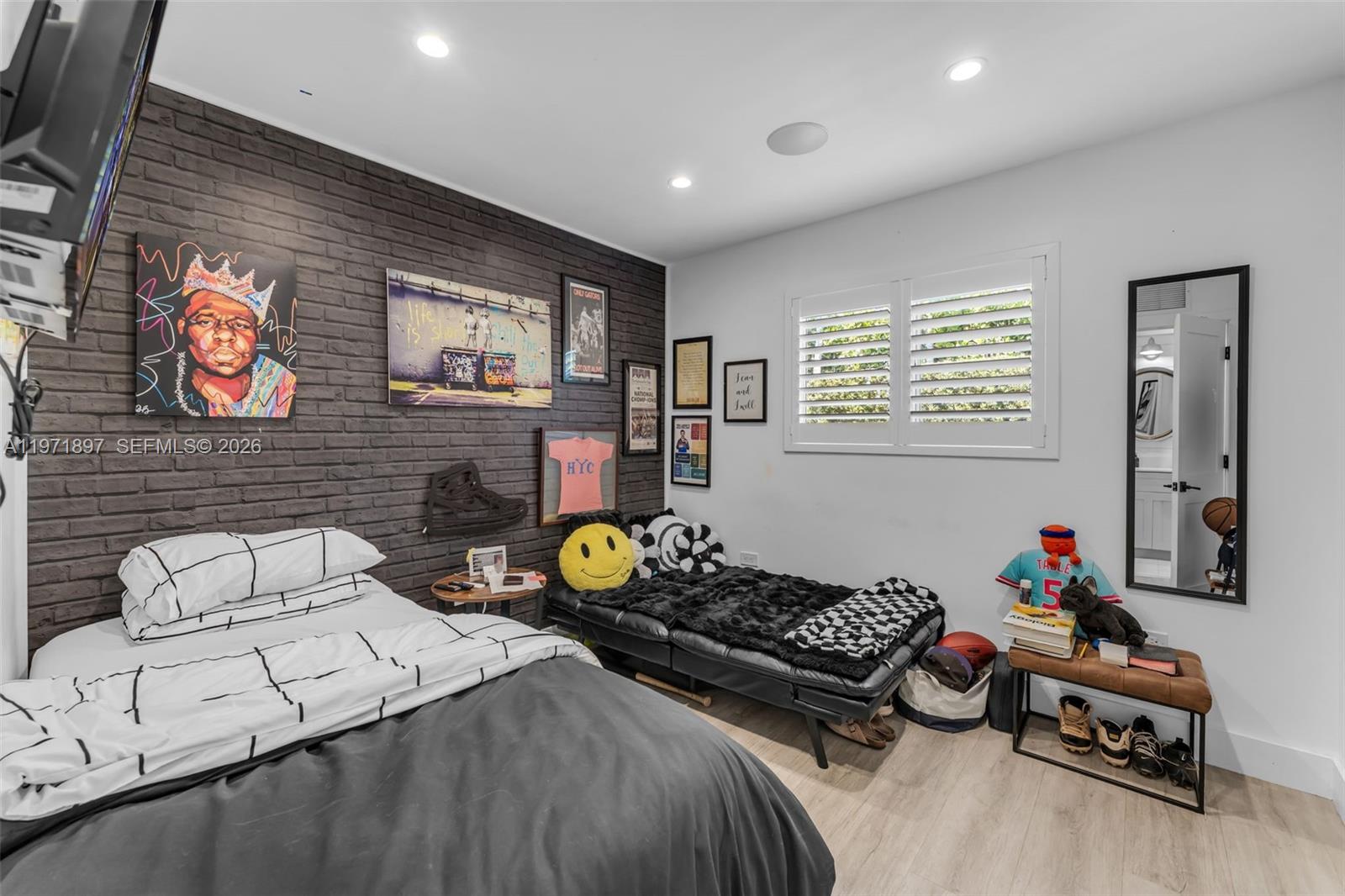 LAKE PARK SEC 2 - Residential