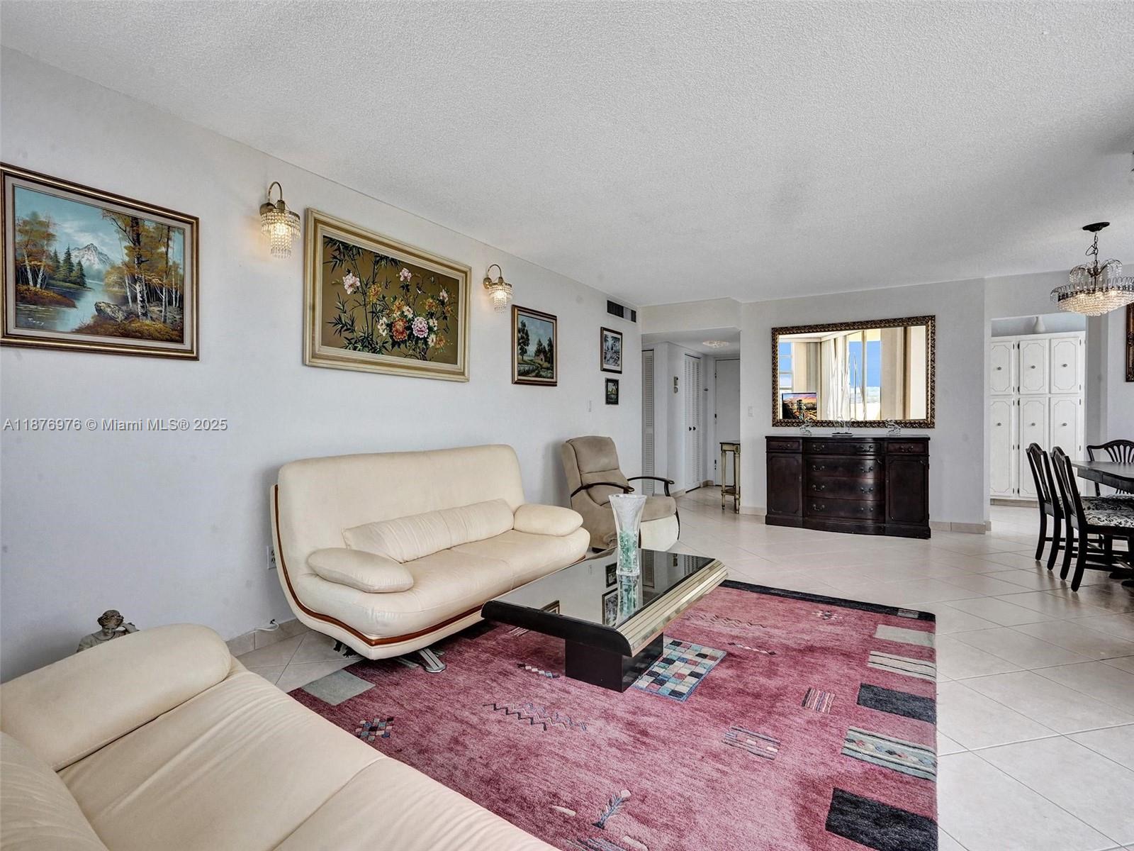 PLAZA TOWERS NORTH CONDO - Residential Lease