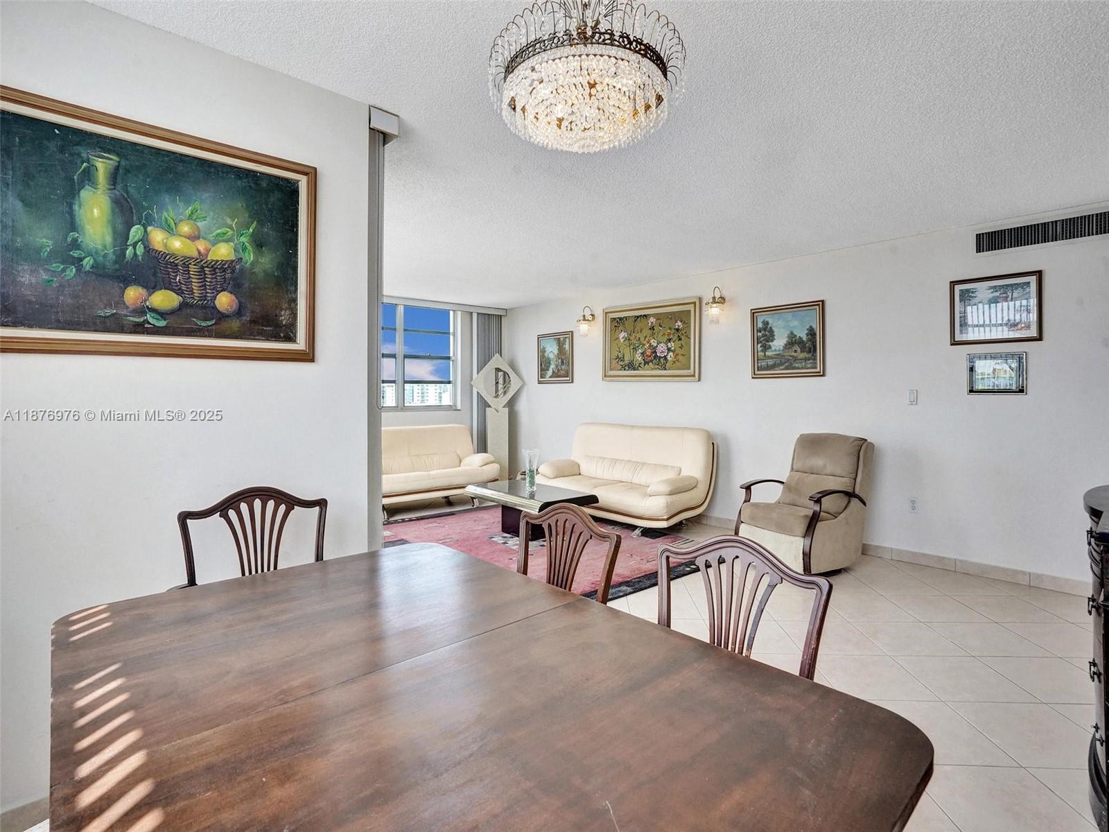 PLAZA TOWERS NORTH CONDO - Residential Lease