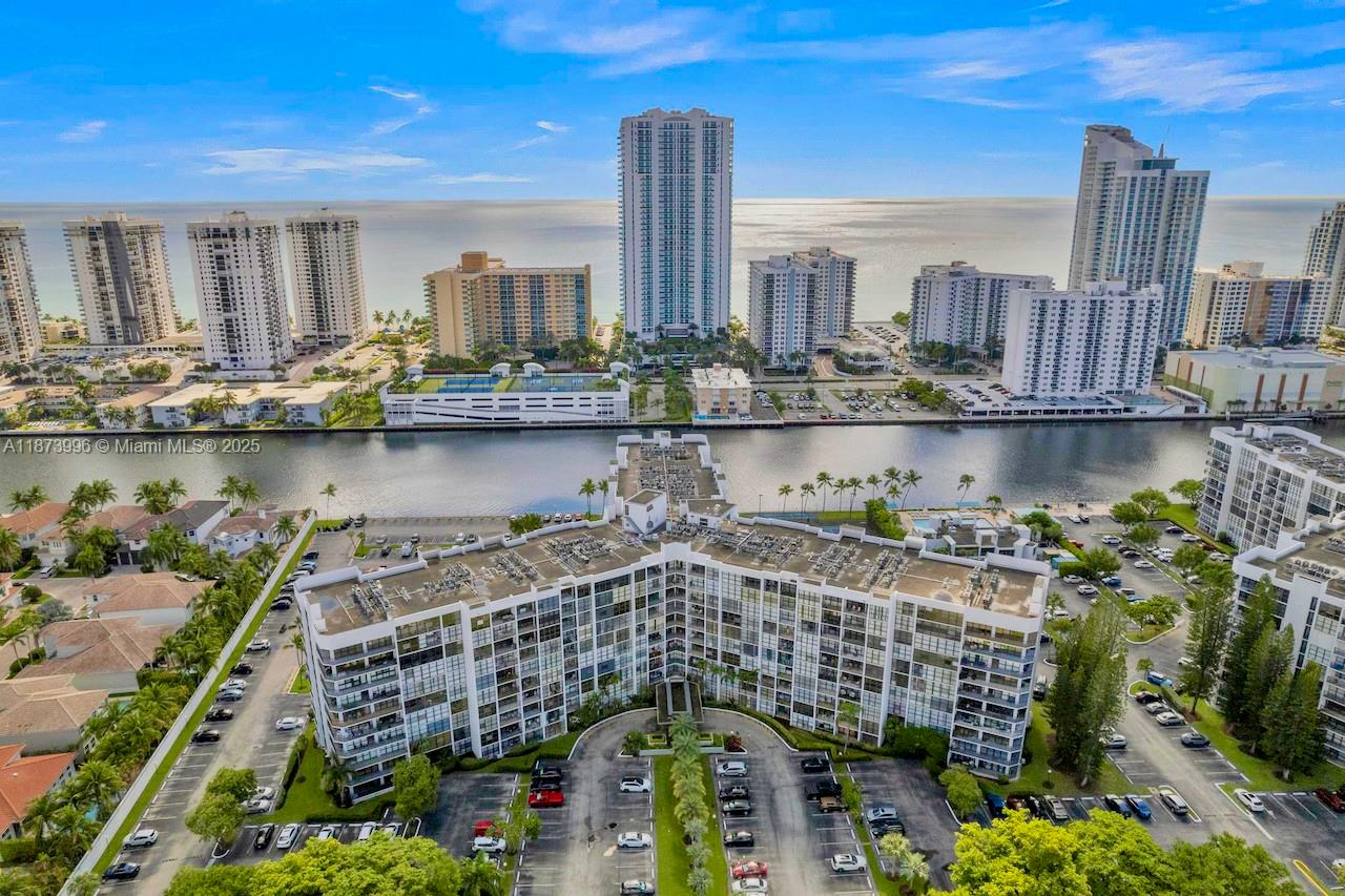 OCEANVIEW PARK CONDO - Residential