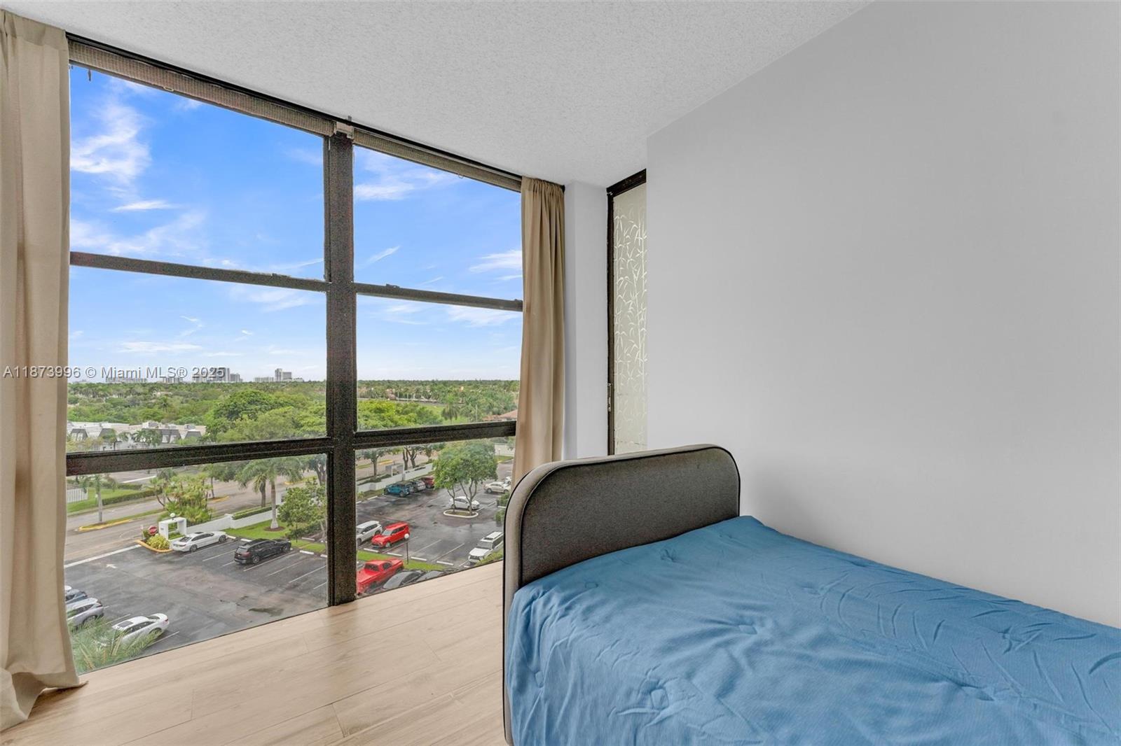 OCEANVIEW PARK CONDO - Residential