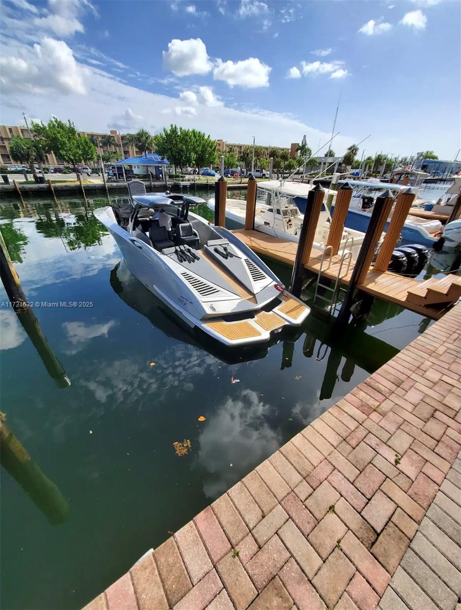 PORT MARINA CONDO - Land