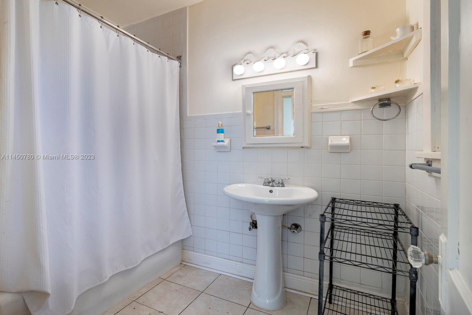 MID GOLF SUB - Residential