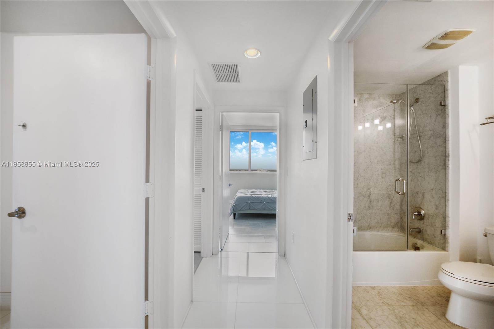 VIZCAYNE SOUTH CONDO - Residential