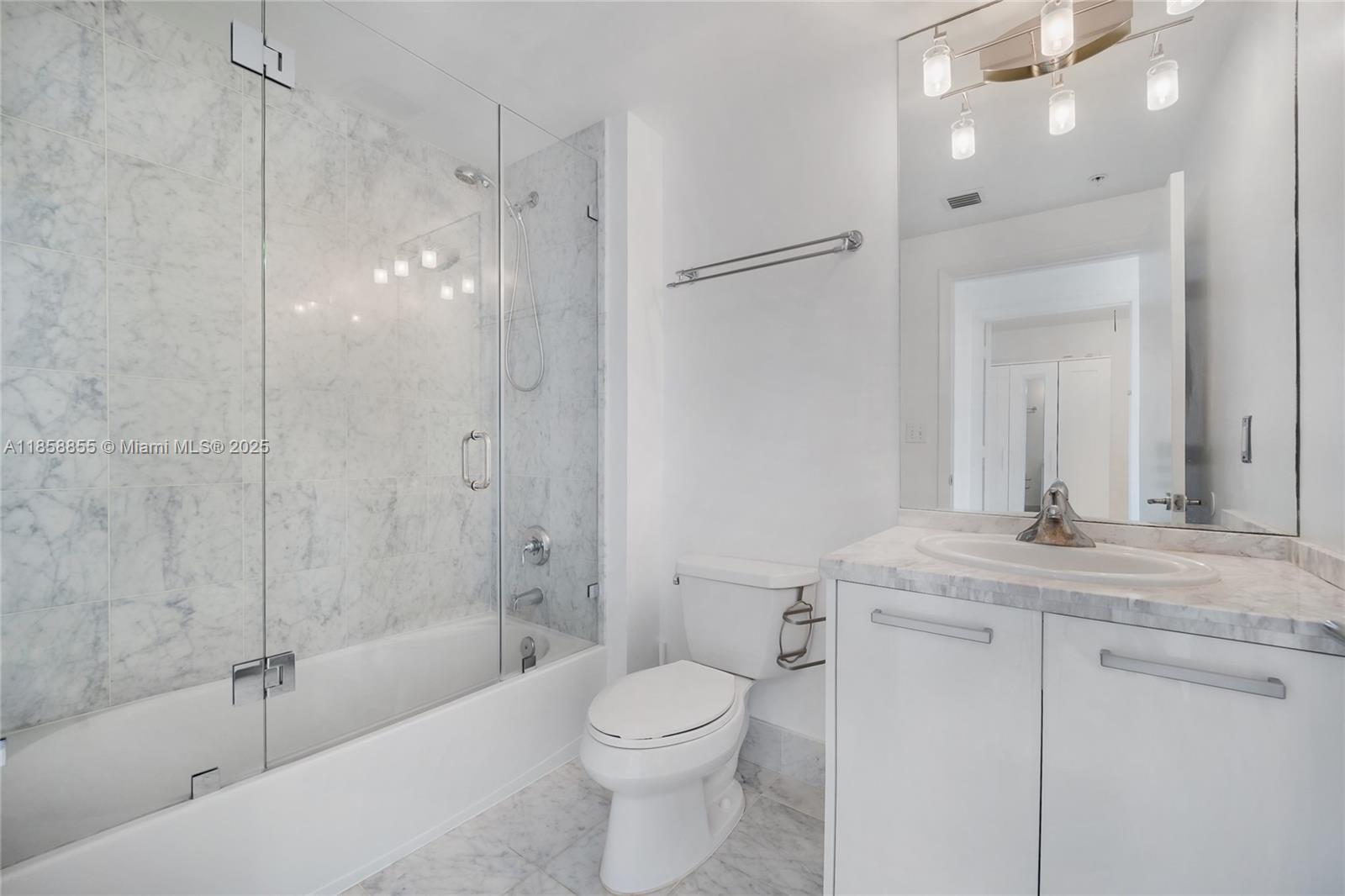 VIZCAYNE SOUTH CONDO - Residential