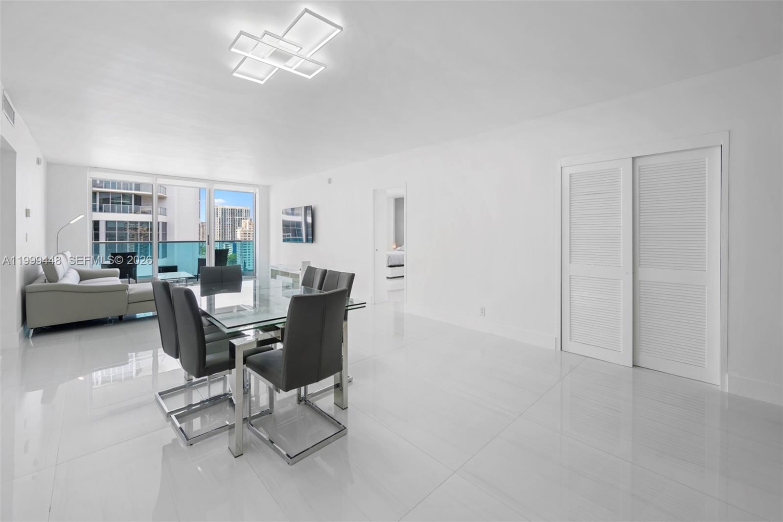 SIAN OCEAN RESIDENCES CON - Residential