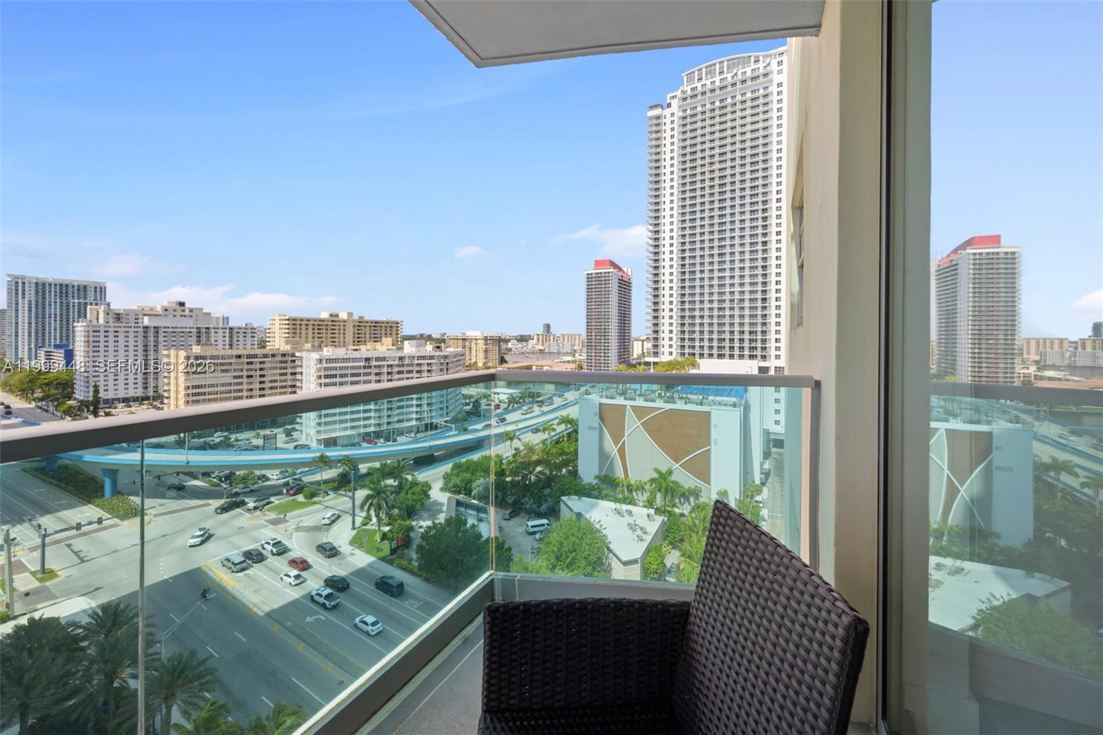 SIAN OCEAN RESIDENCES CON - Residential