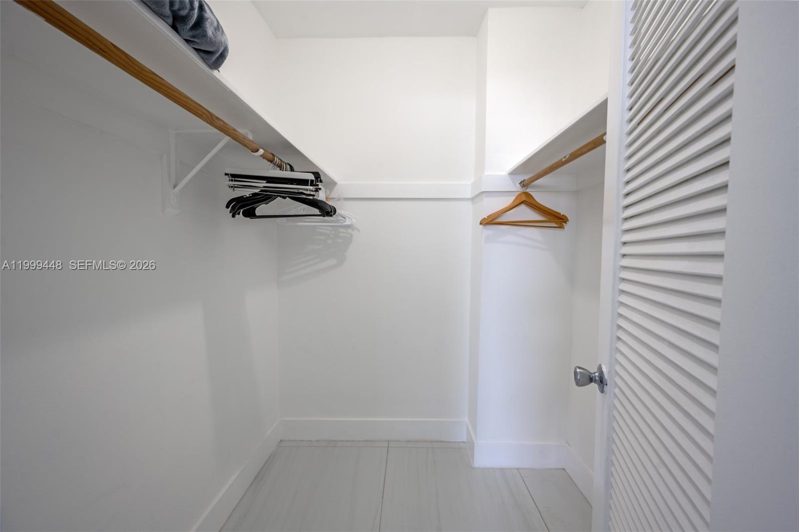 SIAN OCEAN RESIDENCES CON - Residential