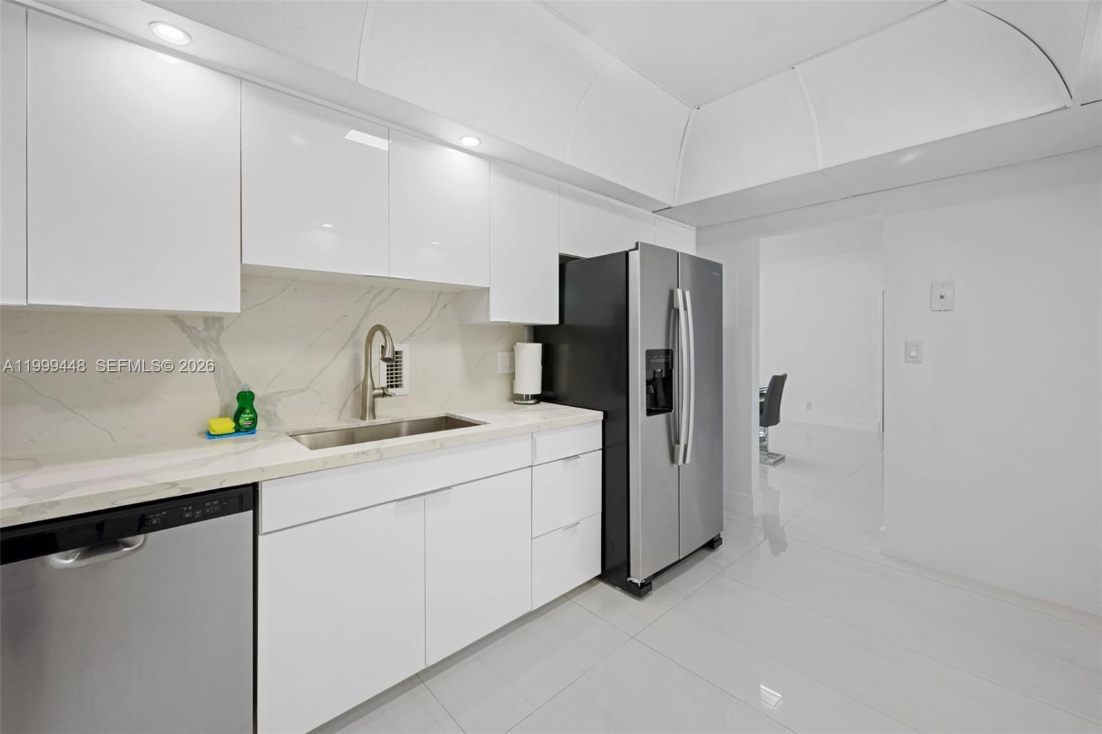 SIAN OCEAN RESIDENCES CON - Residential