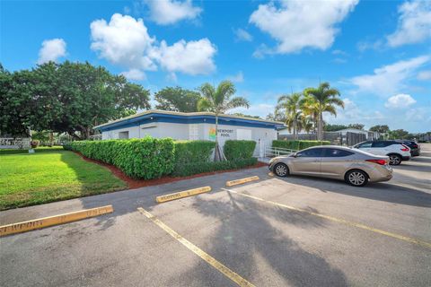 A home in Deerfield Beach