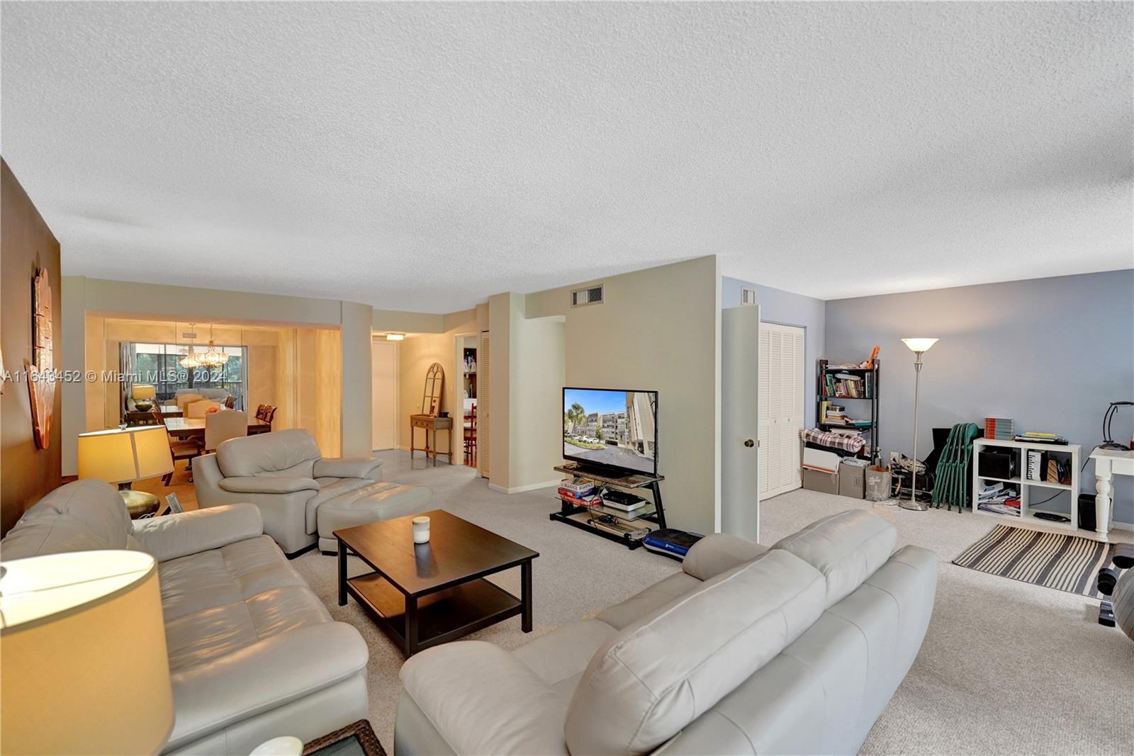 Property for Sale at 2812 N 46th Ave G469, Hollywood, Broward County, Florida - Bedrooms: 2 
Bathrooms: 2  - $269,000