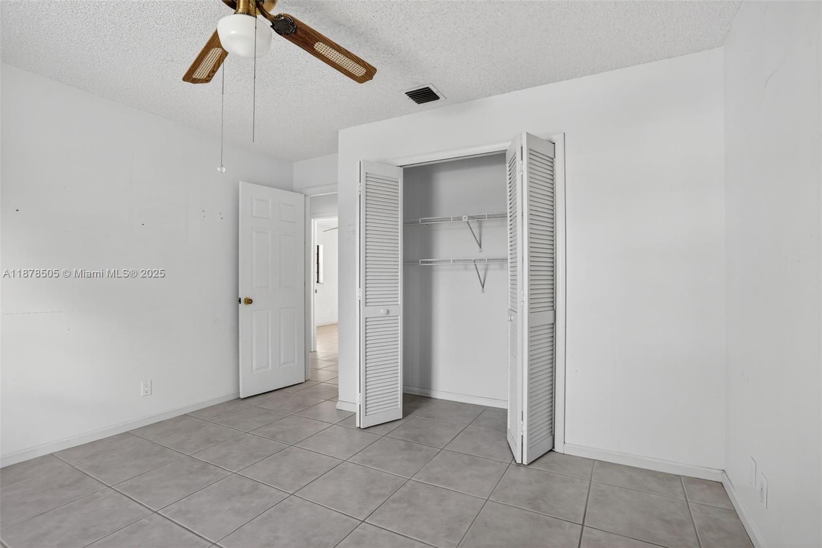 PINE RIDGE - Residential