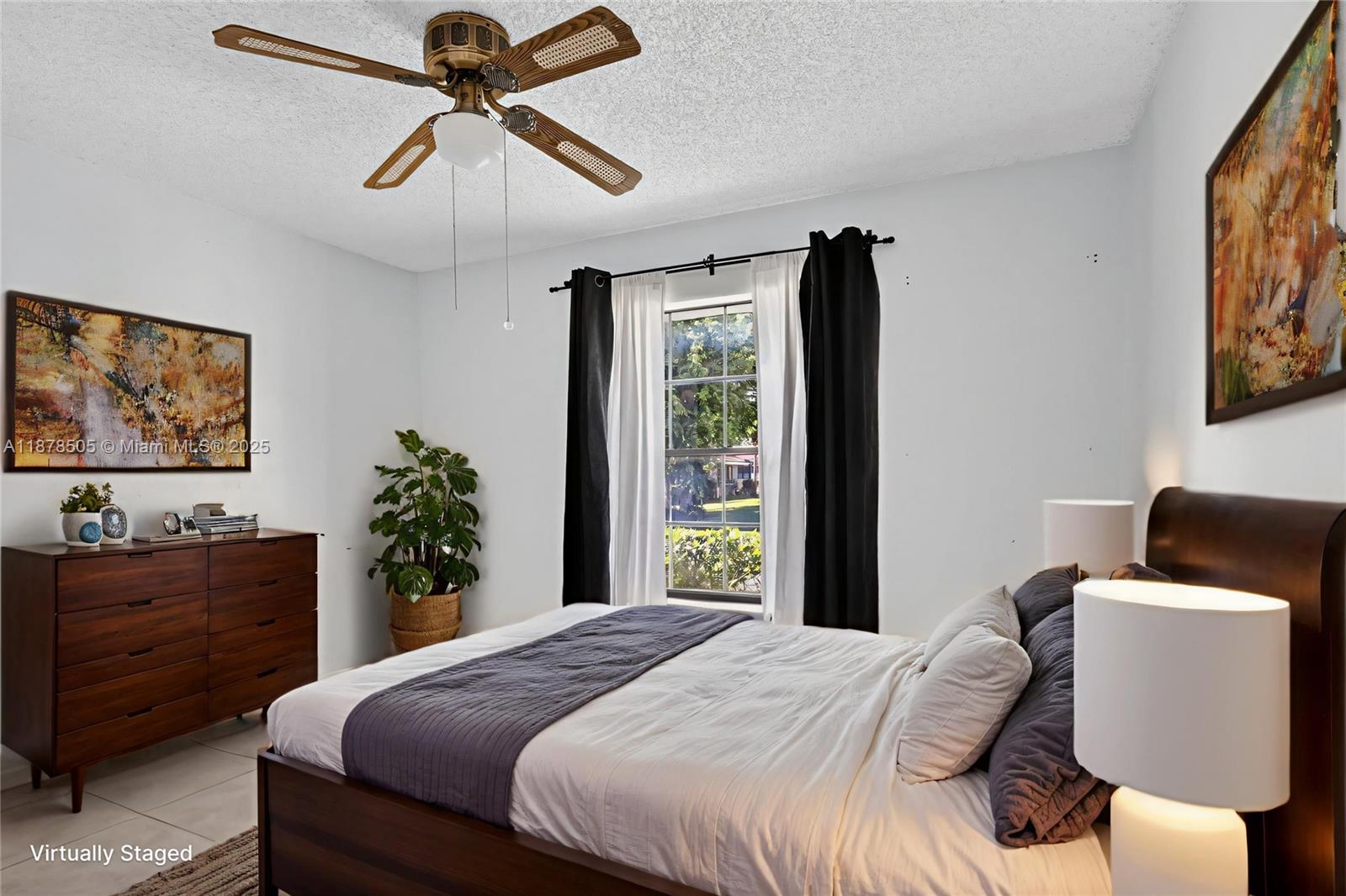 PINE RIDGE - Residential