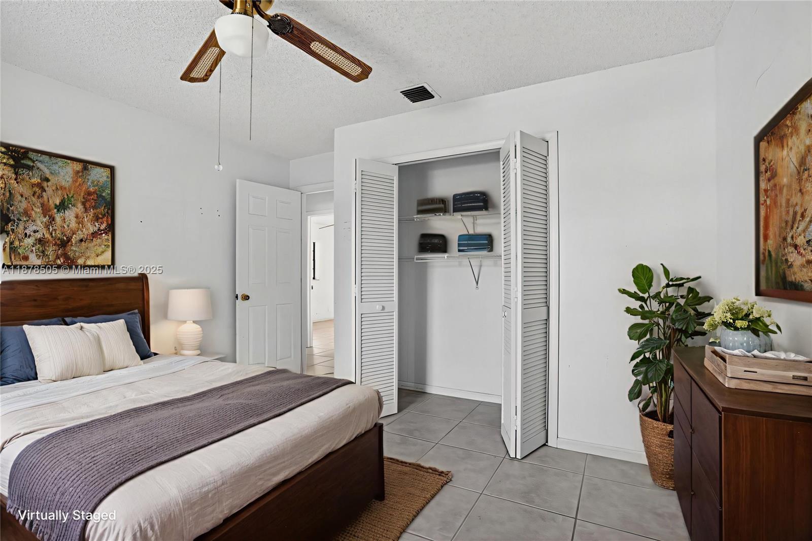 PINE RIDGE - Residential