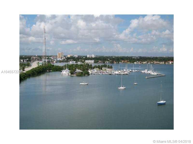 Beautiful remodeled Studio on the Bay.