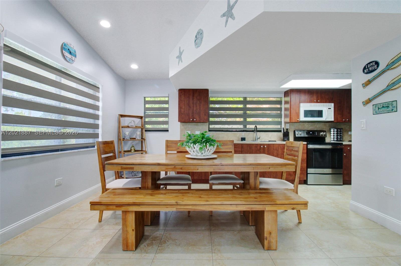 SEASIDE 1ST ADD - Residential