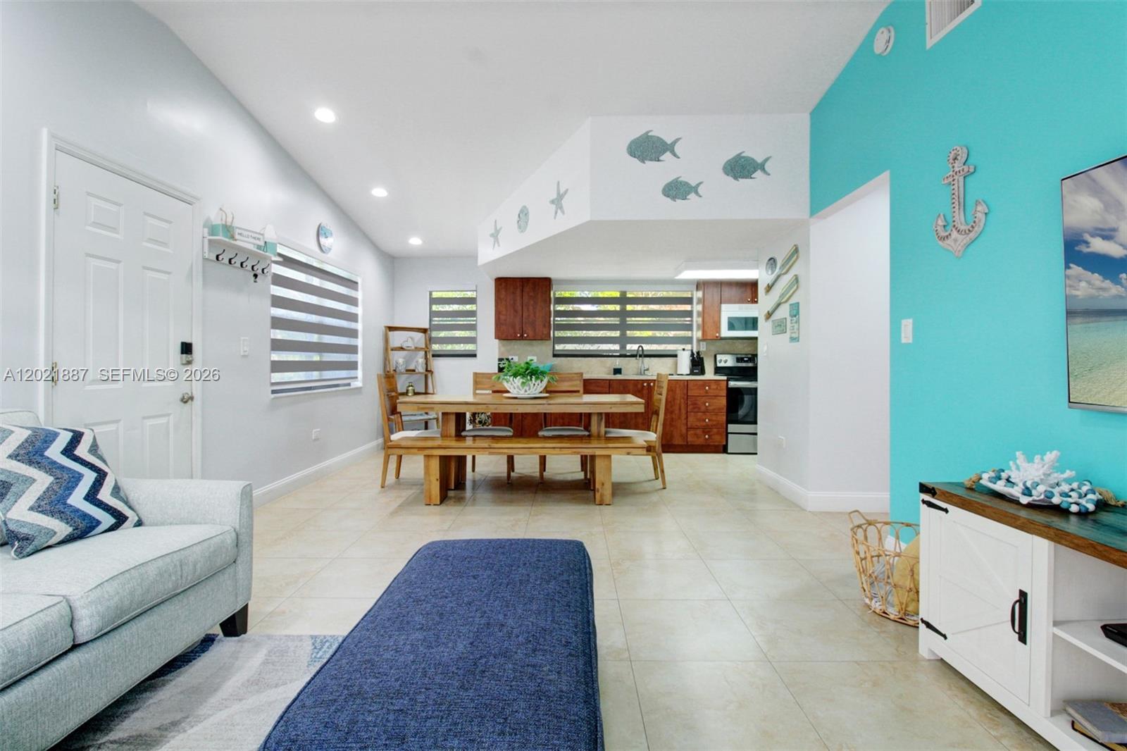 SEASIDE 1ST ADD - Residential