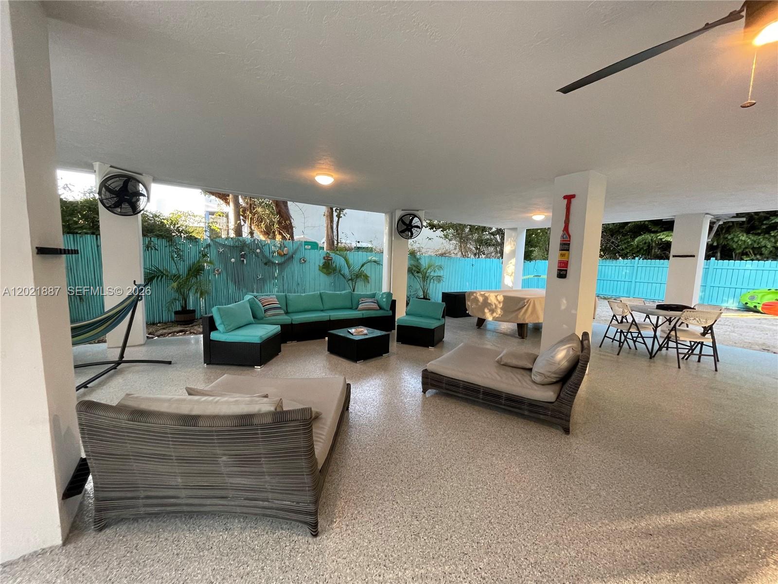 SEASIDE 1ST ADD - Residential