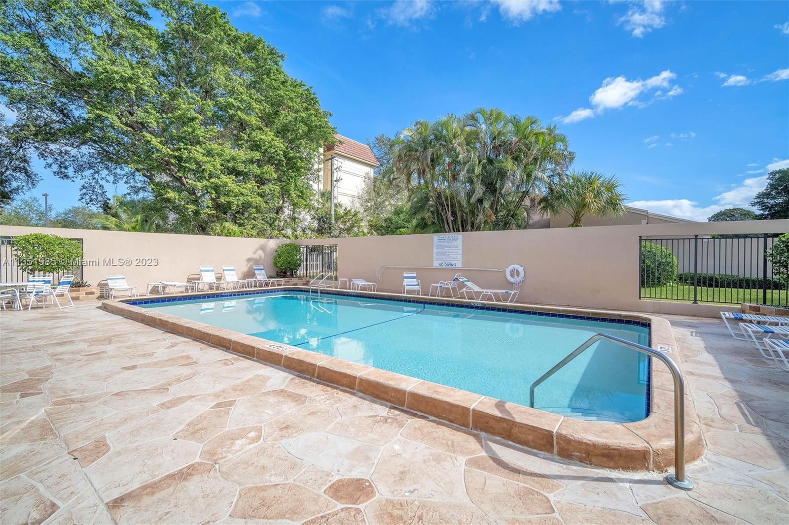 BOCA VILLAGE PH II CONDO - Residential