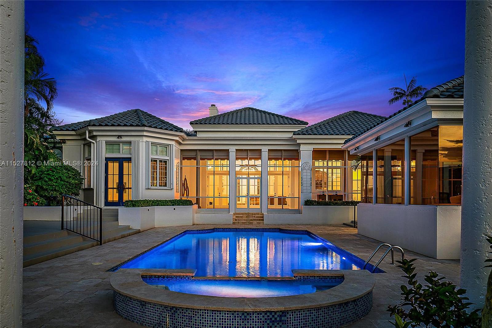 Admirals Cove - Residential