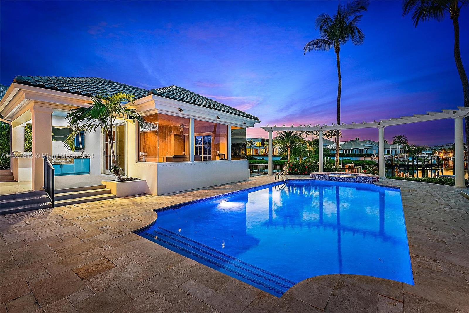 Admirals Cove - Residential