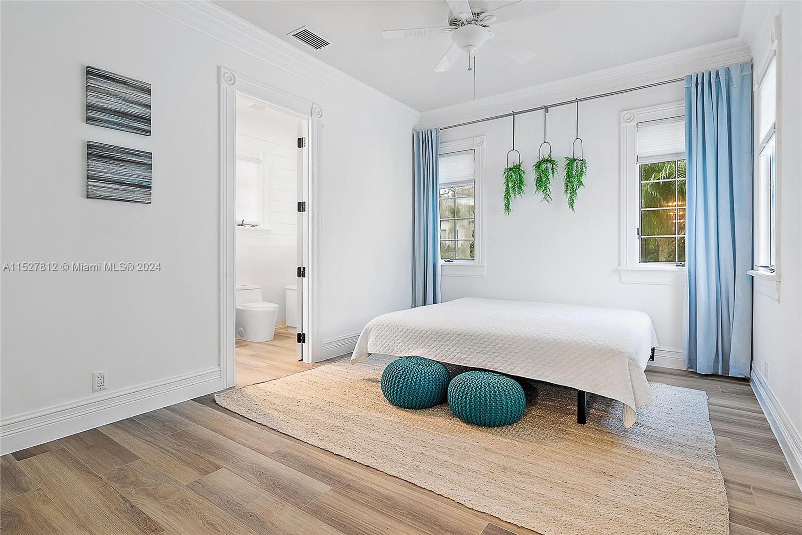 Admirals Cove - Residential