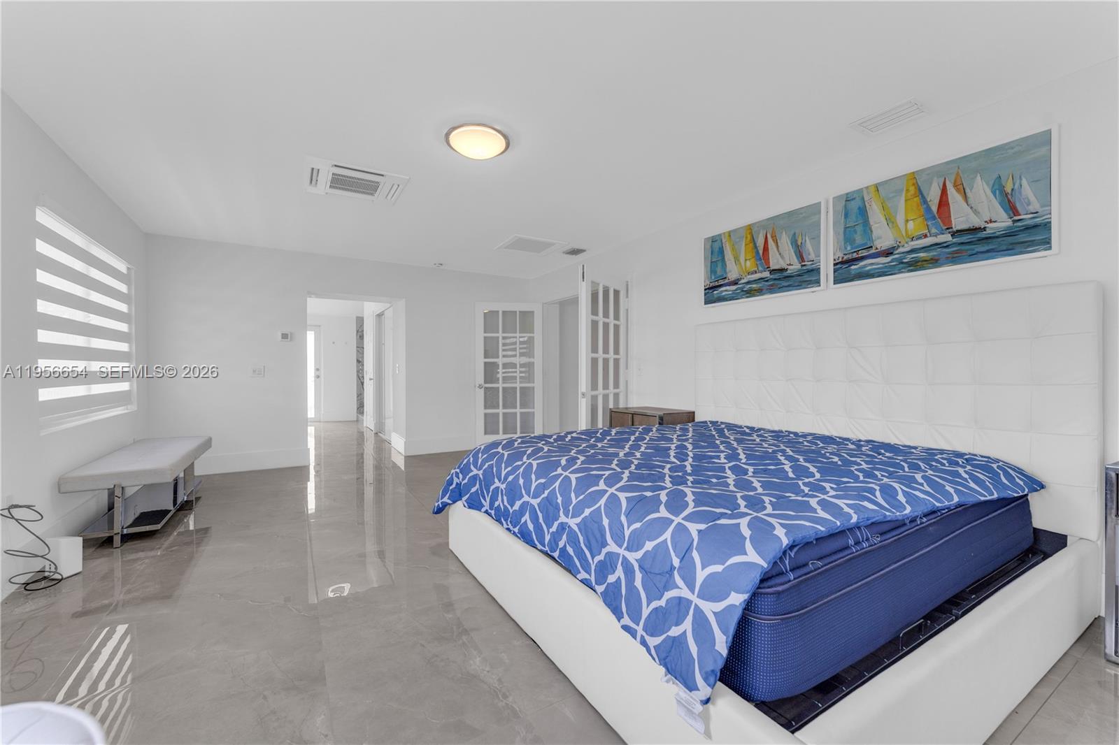 LAUREL OAKS EAST - Residential