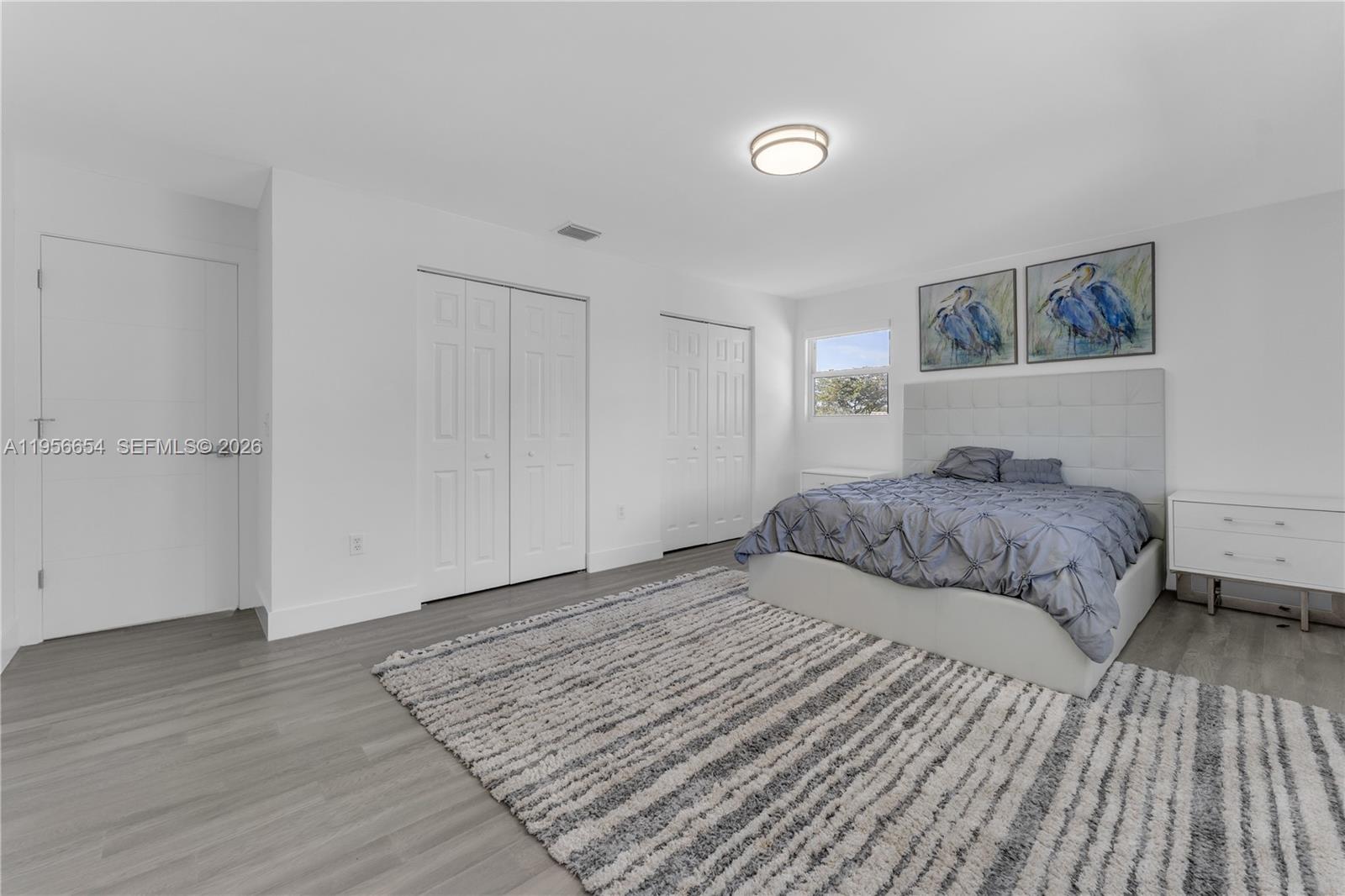 LAUREL OAKS EAST - Residential