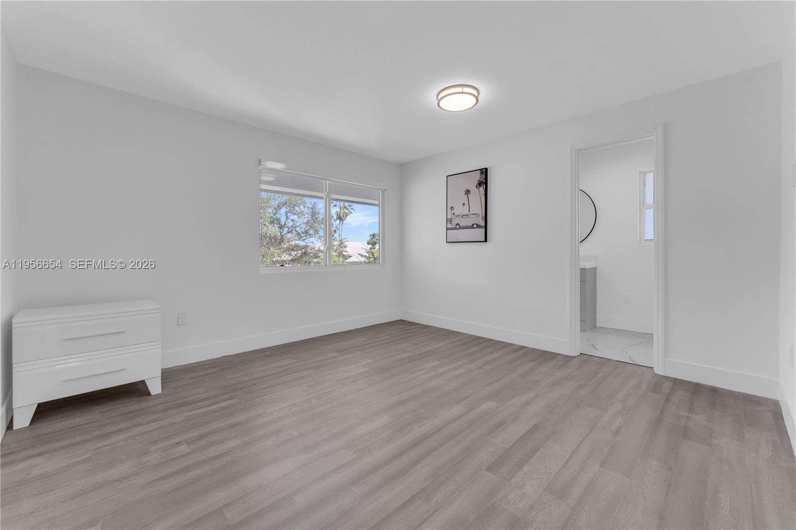 LAUREL OAKS EAST - Residential