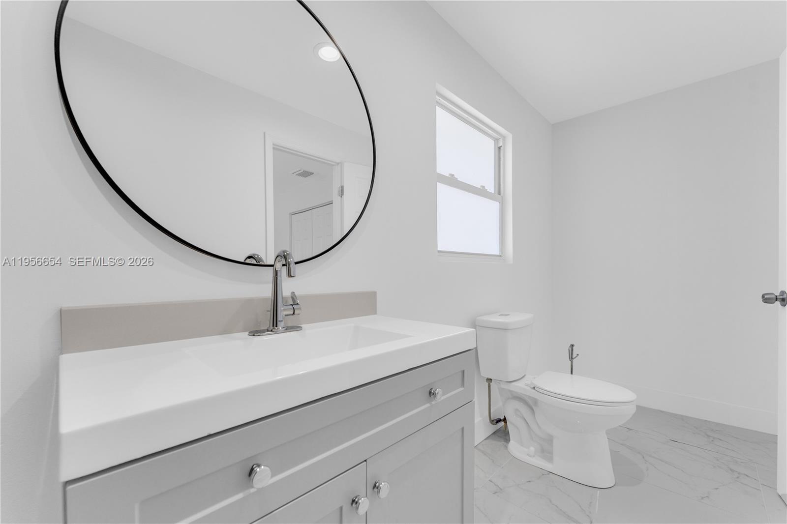 LAUREL OAKS EAST - Residential