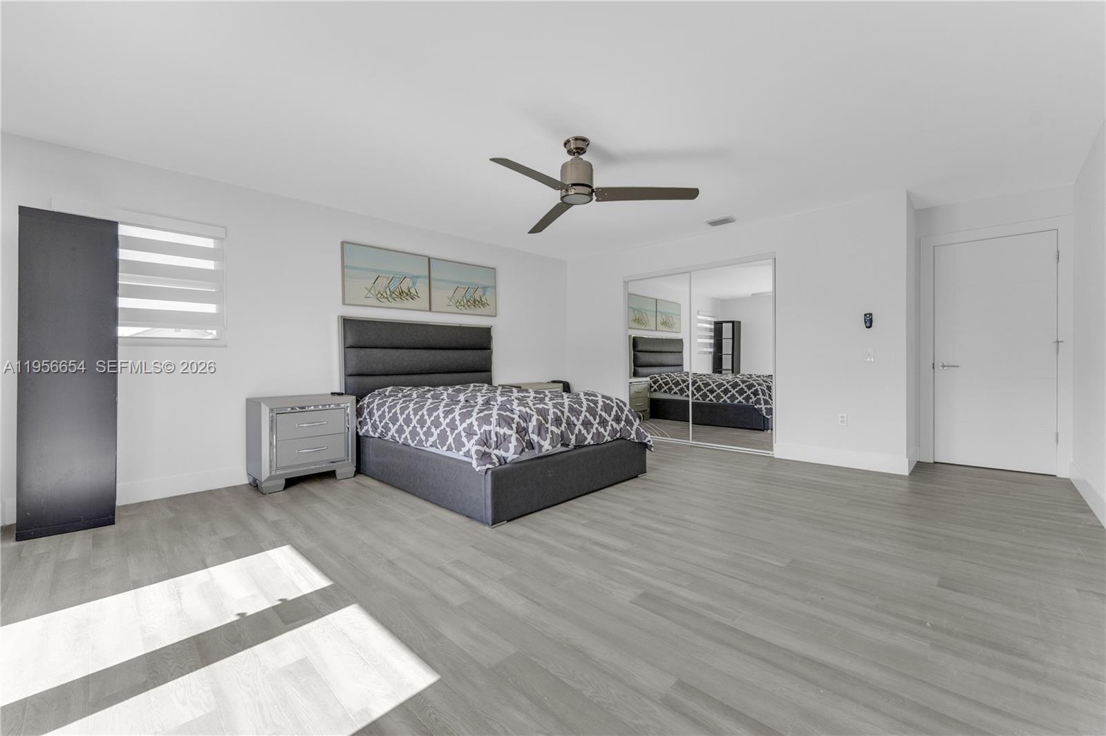 LAUREL OAKS EAST - Residential