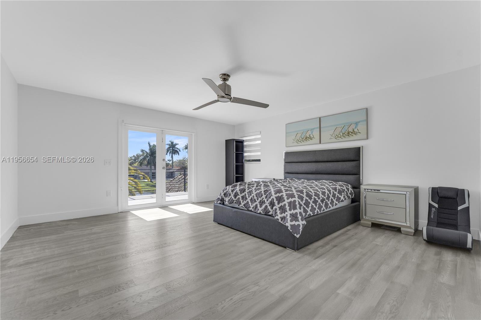 LAUREL OAKS EAST - Residential