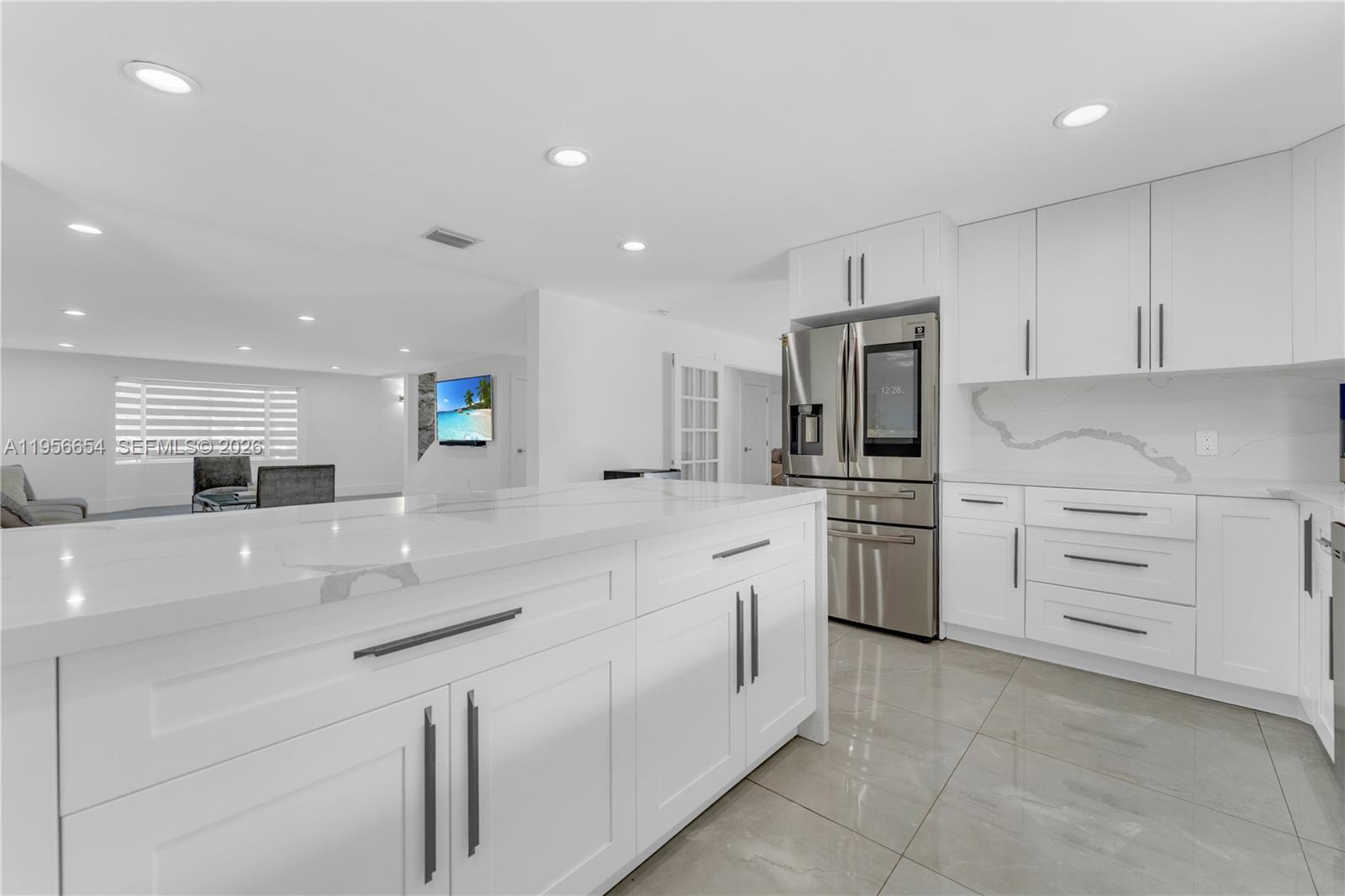 LAUREL OAKS EAST - Residential