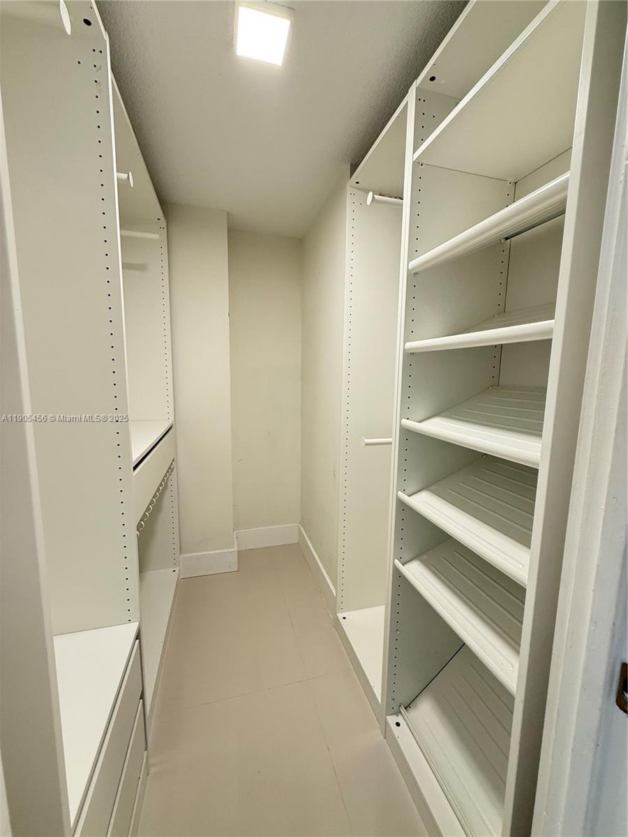 COMMODORE PLAZA CONDO - Residential Lease