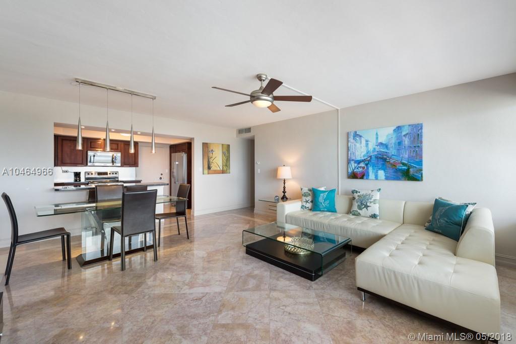 HOLLYWOOD TOWERS CONDO - Residential