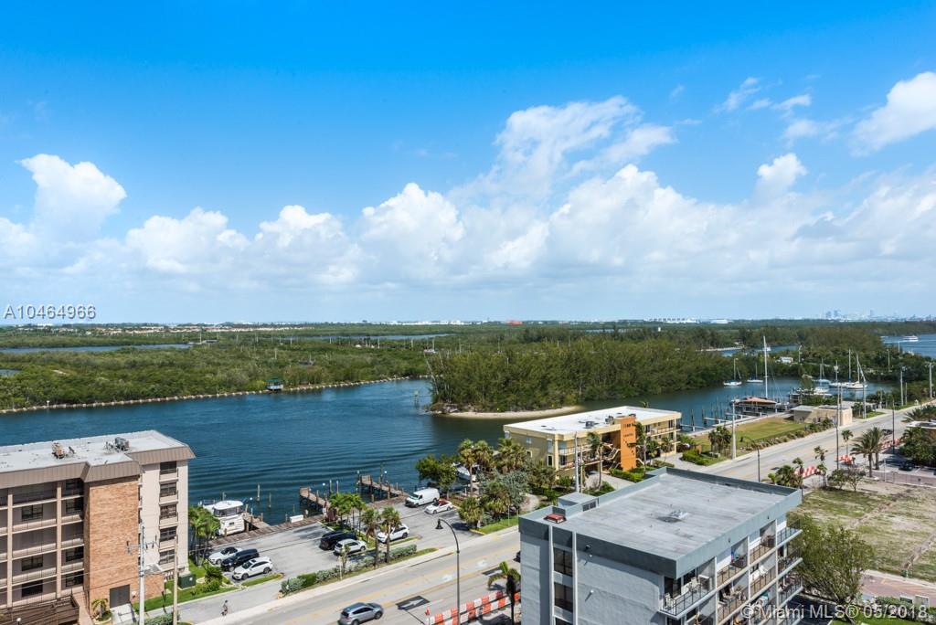 HOLLYWOOD TOWERS CONDO - Residential