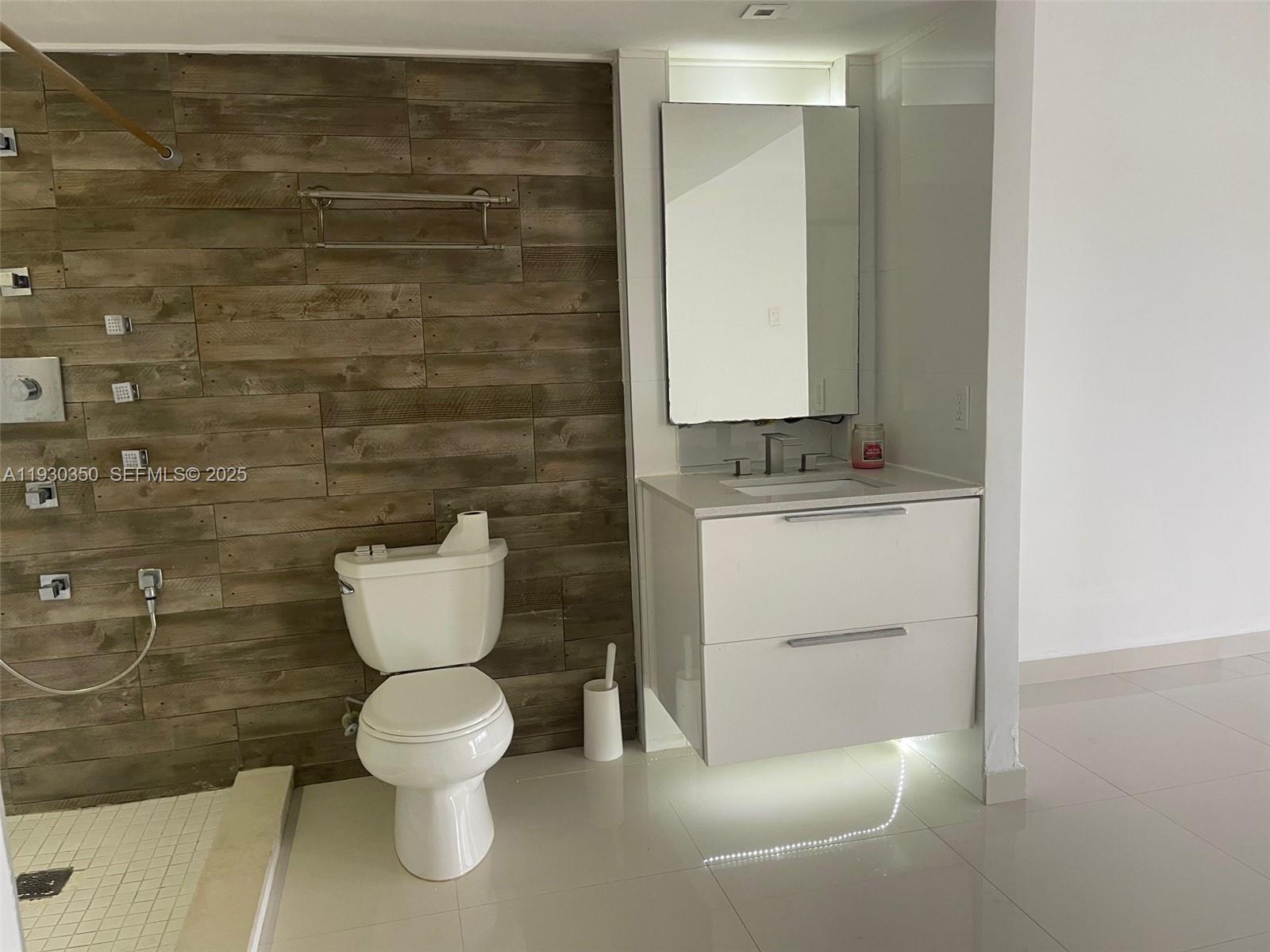 JADE WINDS GROUP ALLAMAND - Residential