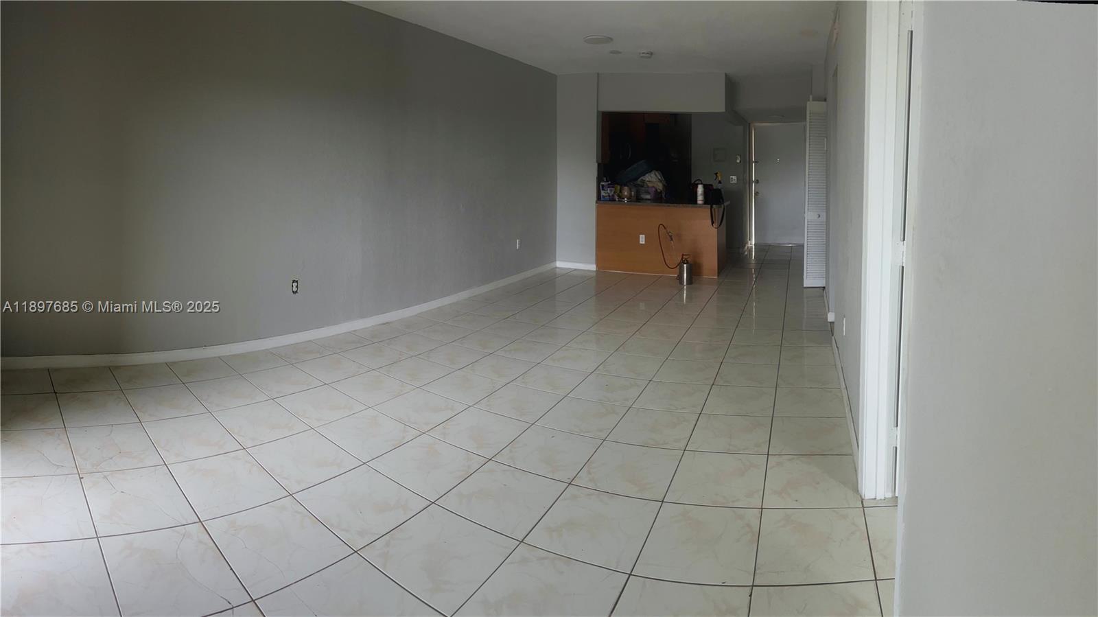 PALMETTO SPRINGS CONDO VI - Residential
