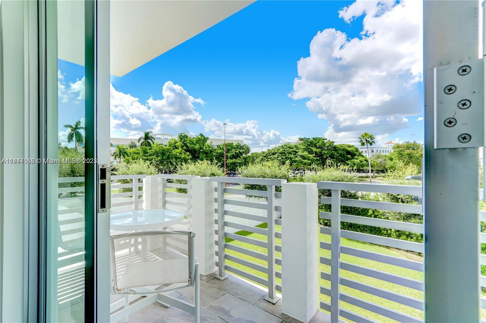 OASIS PARK SQUARE AT DORA - Residential