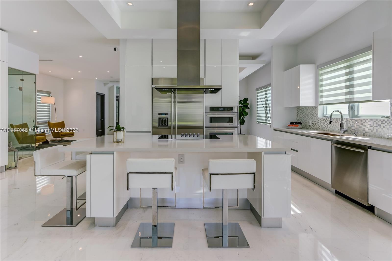 OASIS PARK SQUARE AT DORA - Residential