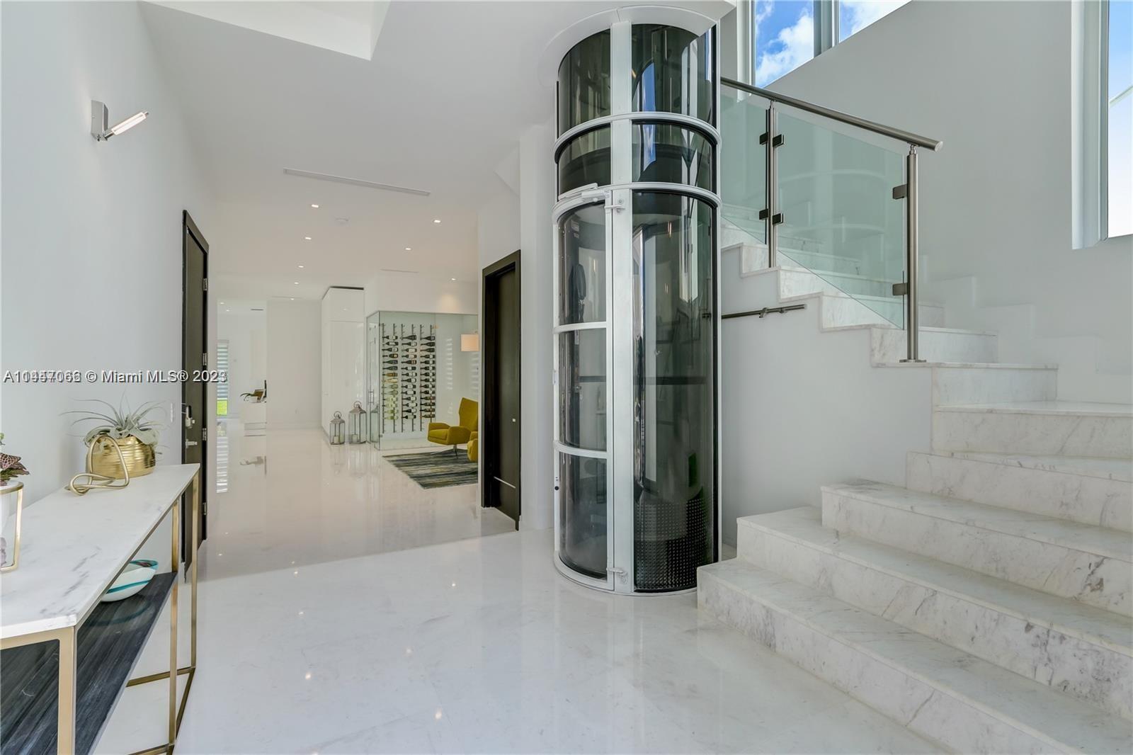 OASIS PARK SQUARE AT DORA - Residential