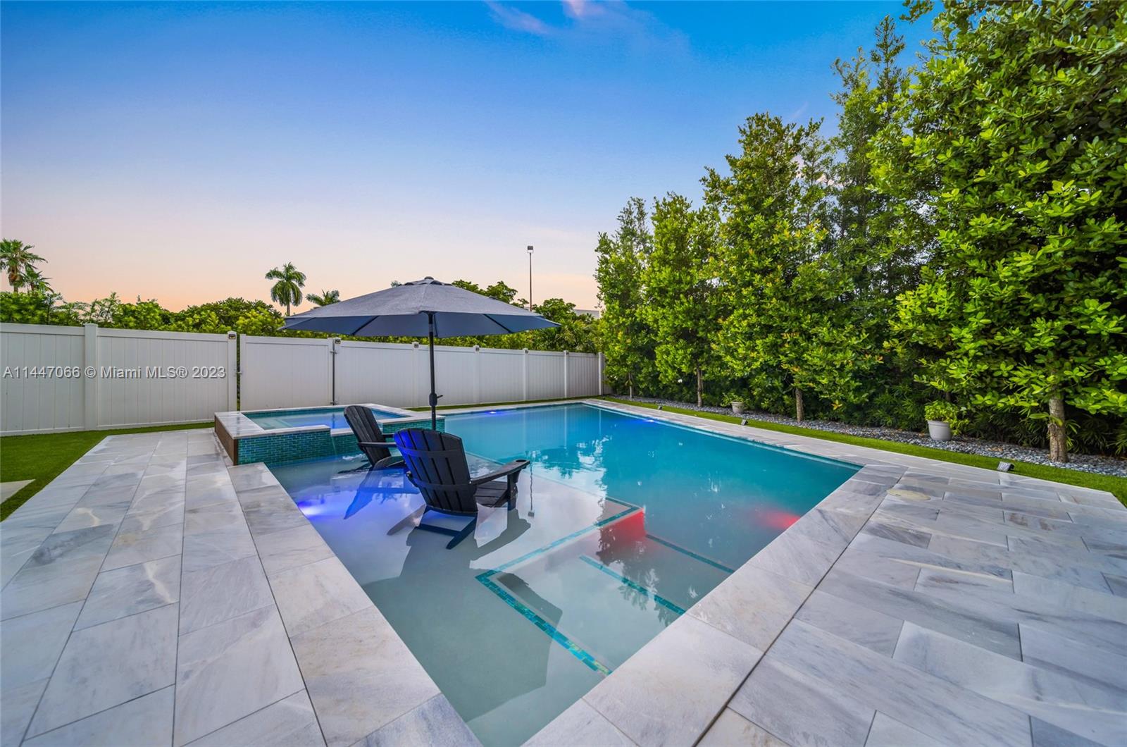 OASIS PARK SQUARE AT DORA - Residential