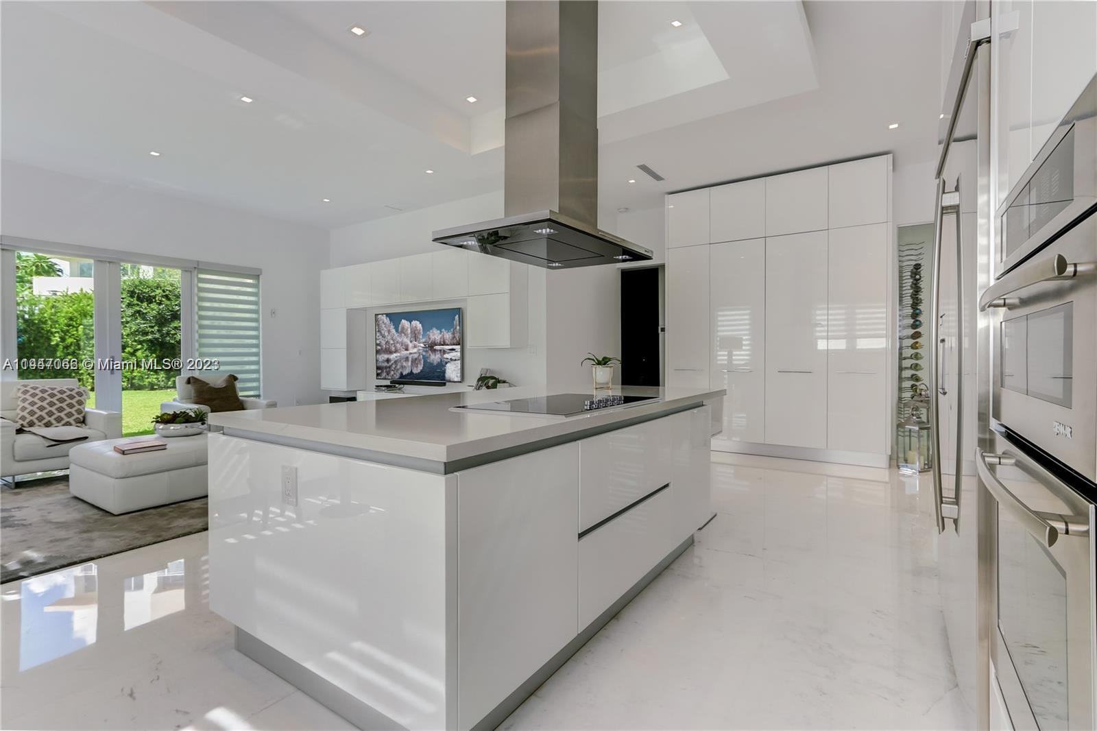 OASIS PARK SQUARE AT DORA - Residential