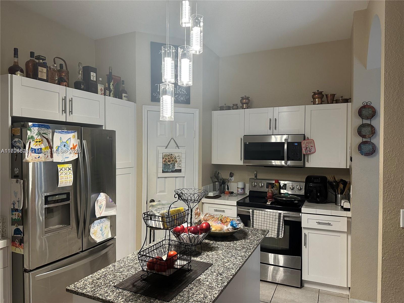 1953 SE 24th Ave